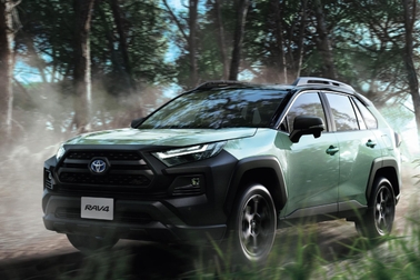 特別仕様車 Adventure “OFFROAD package Ⅱ”(ハイブリッド車)