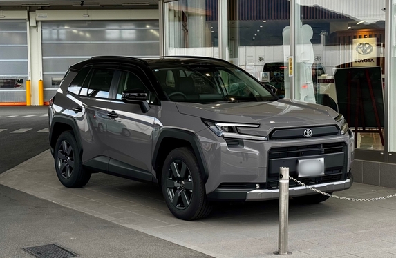 新型RAV4がやってきました！✨